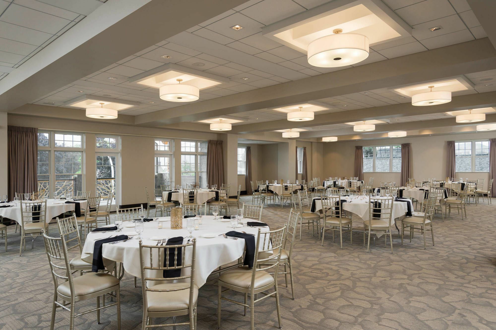 Courtyard By Marriott Lake George Hotel Exterior photo